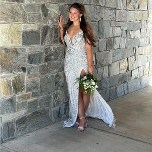 Ashley Lauren Prom Dress 11236